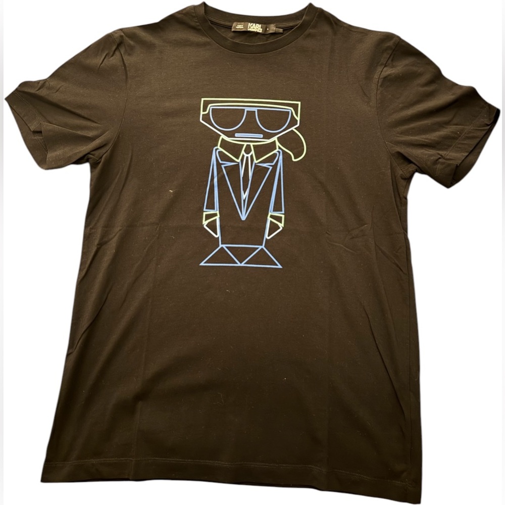 Black Karl Lagerfeld Tshirt with design size M